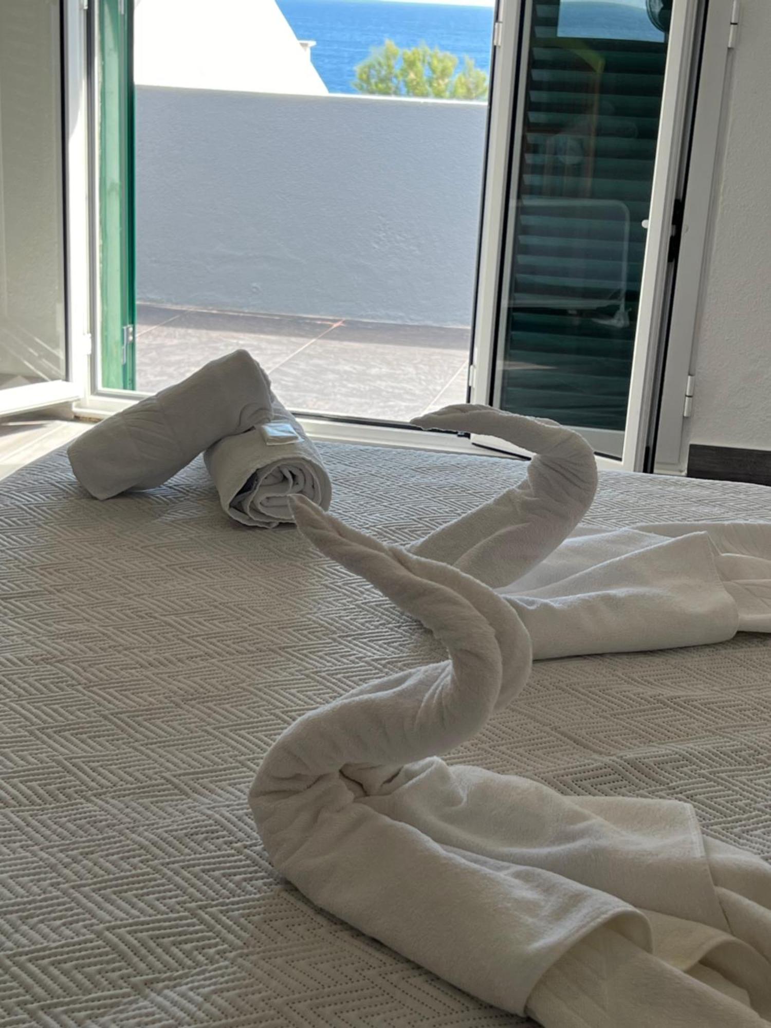 Ponta Delgada Casa A 2 Minutos A Pe De Piscina Natural מראה חיצוני תמונה