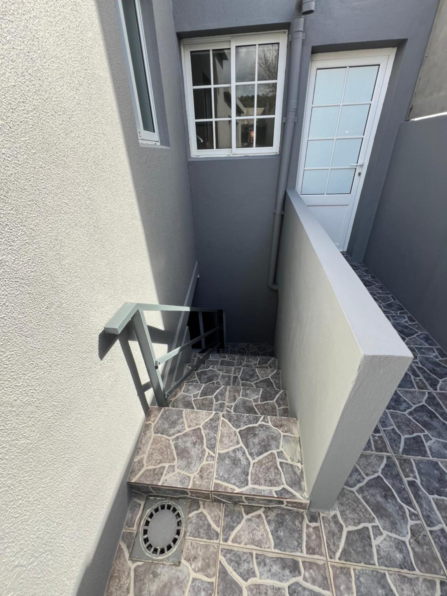Ponta Delgada Casa A 2 Minutos A Pe De Piscina Natural מראה חיצוני תמונה