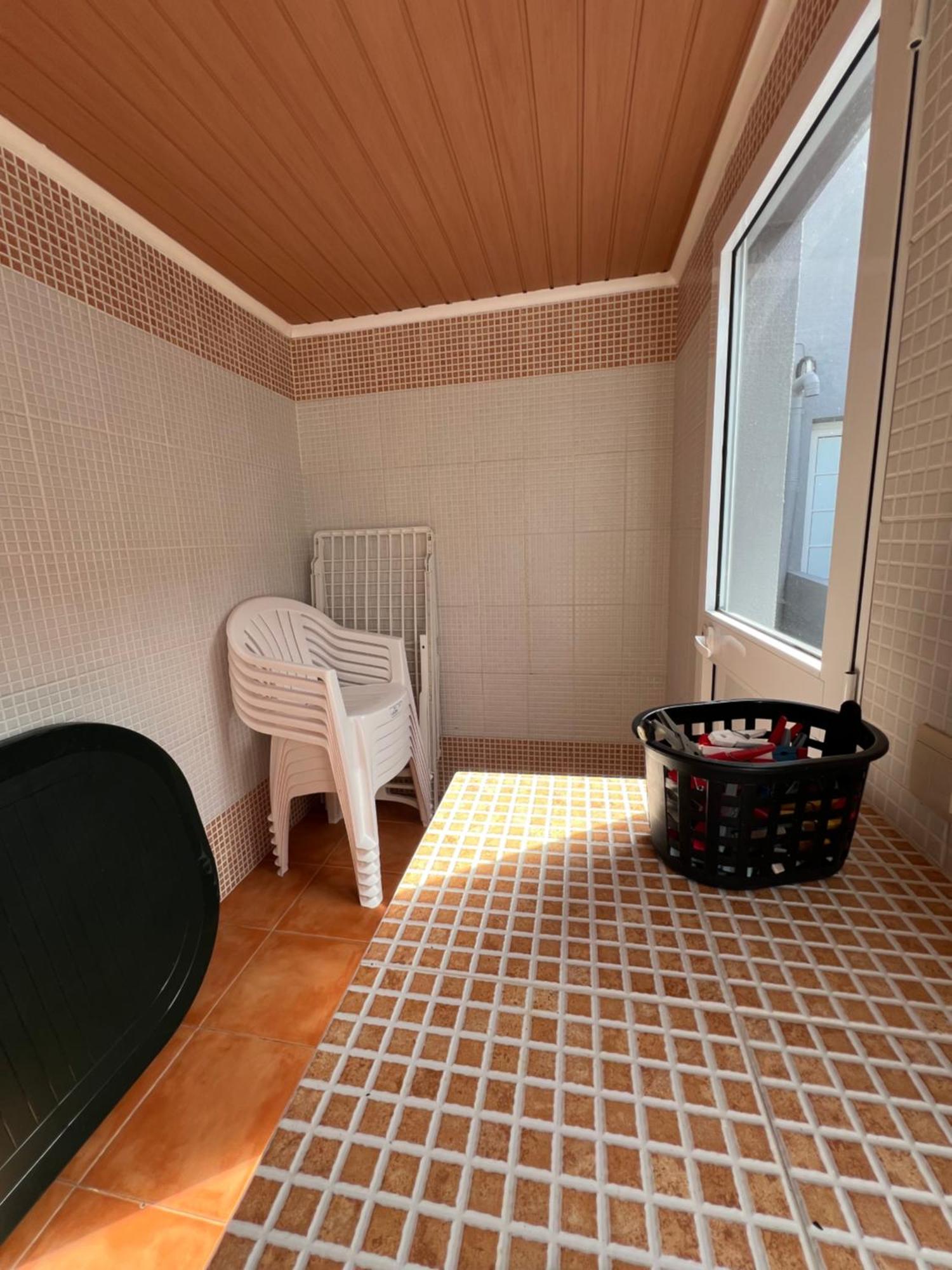 Ponta Delgada Casa A 2 Minutos A Pe De Piscina Natural מראה חיצוני תמונה